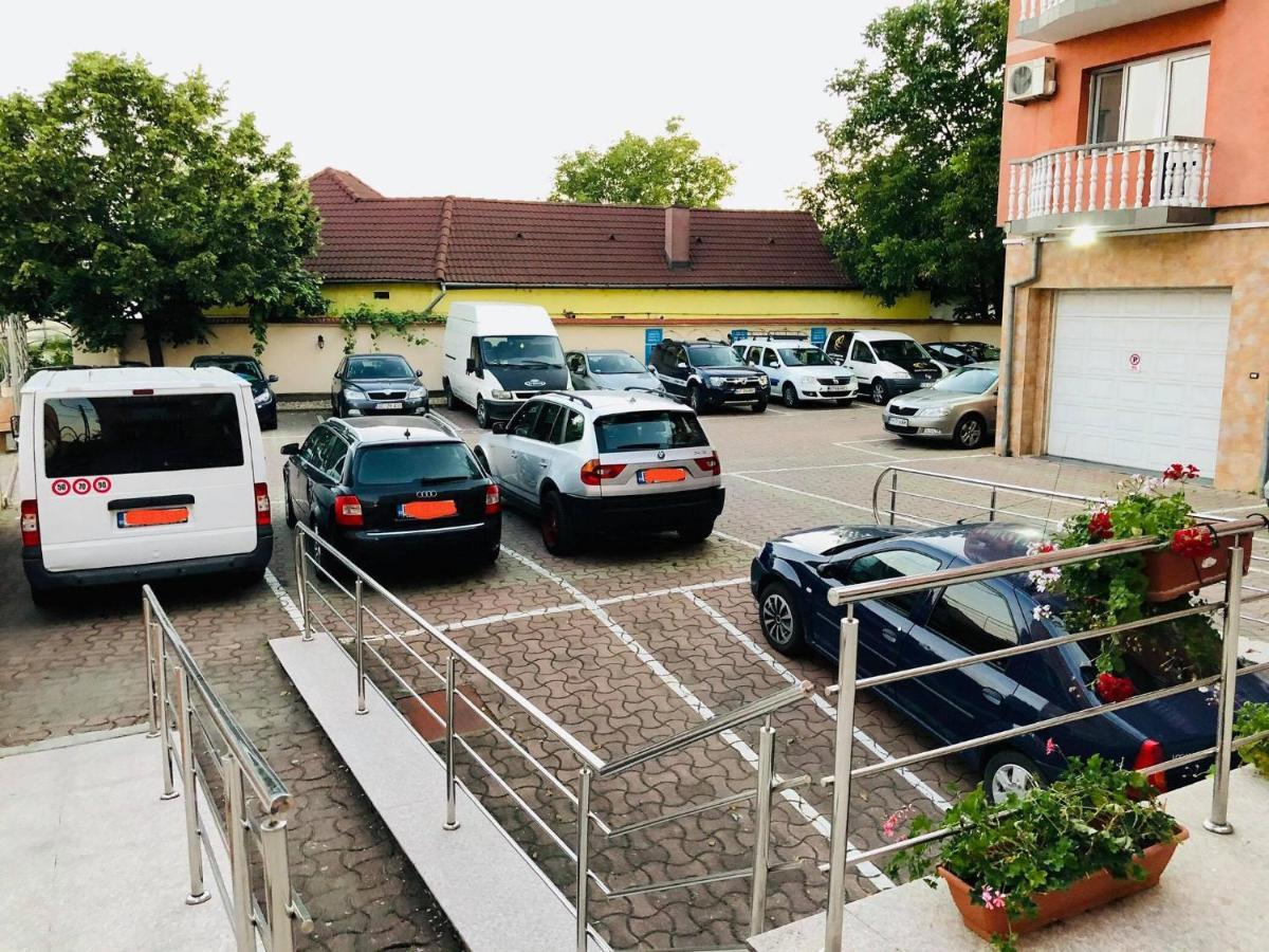 Pensiune Roua 2 Arad Ngoại thất bức ảnh